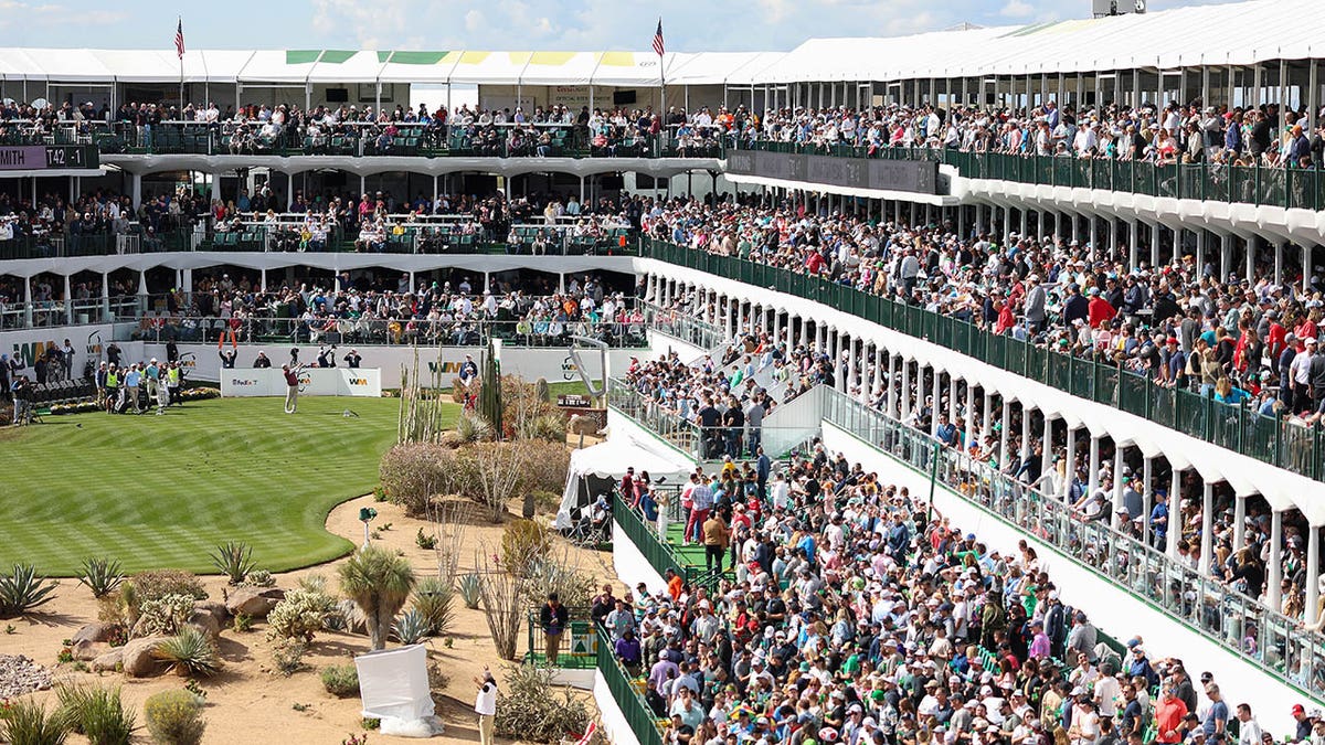 16th at waste management 0011