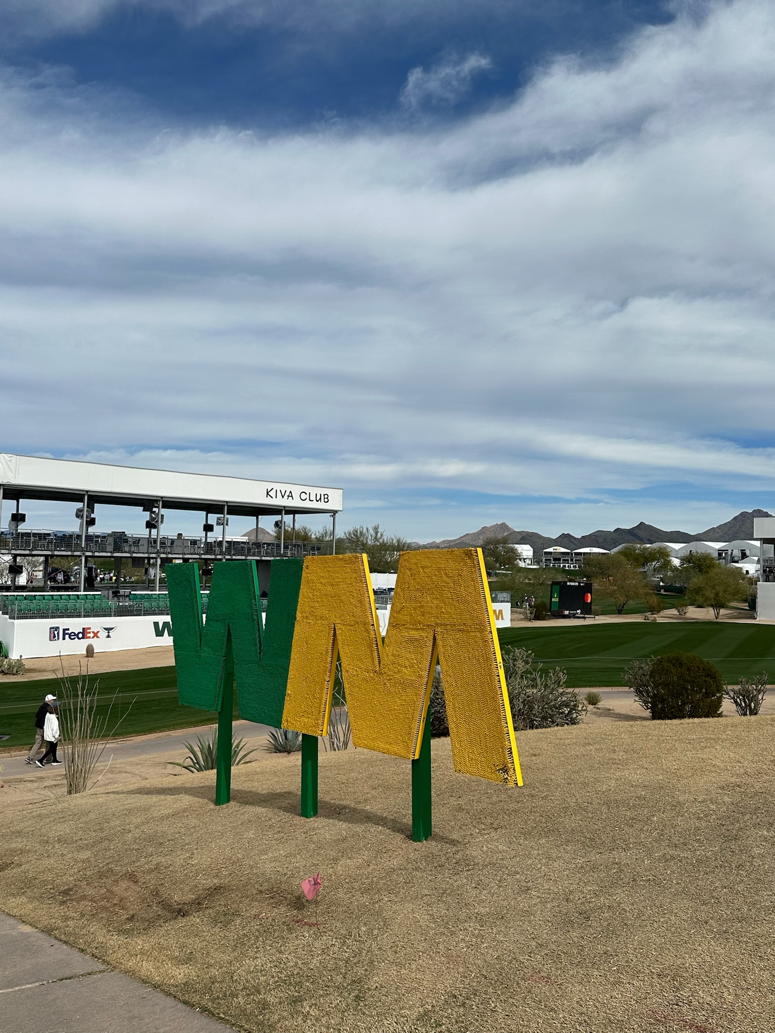 16th at waste management 0048
