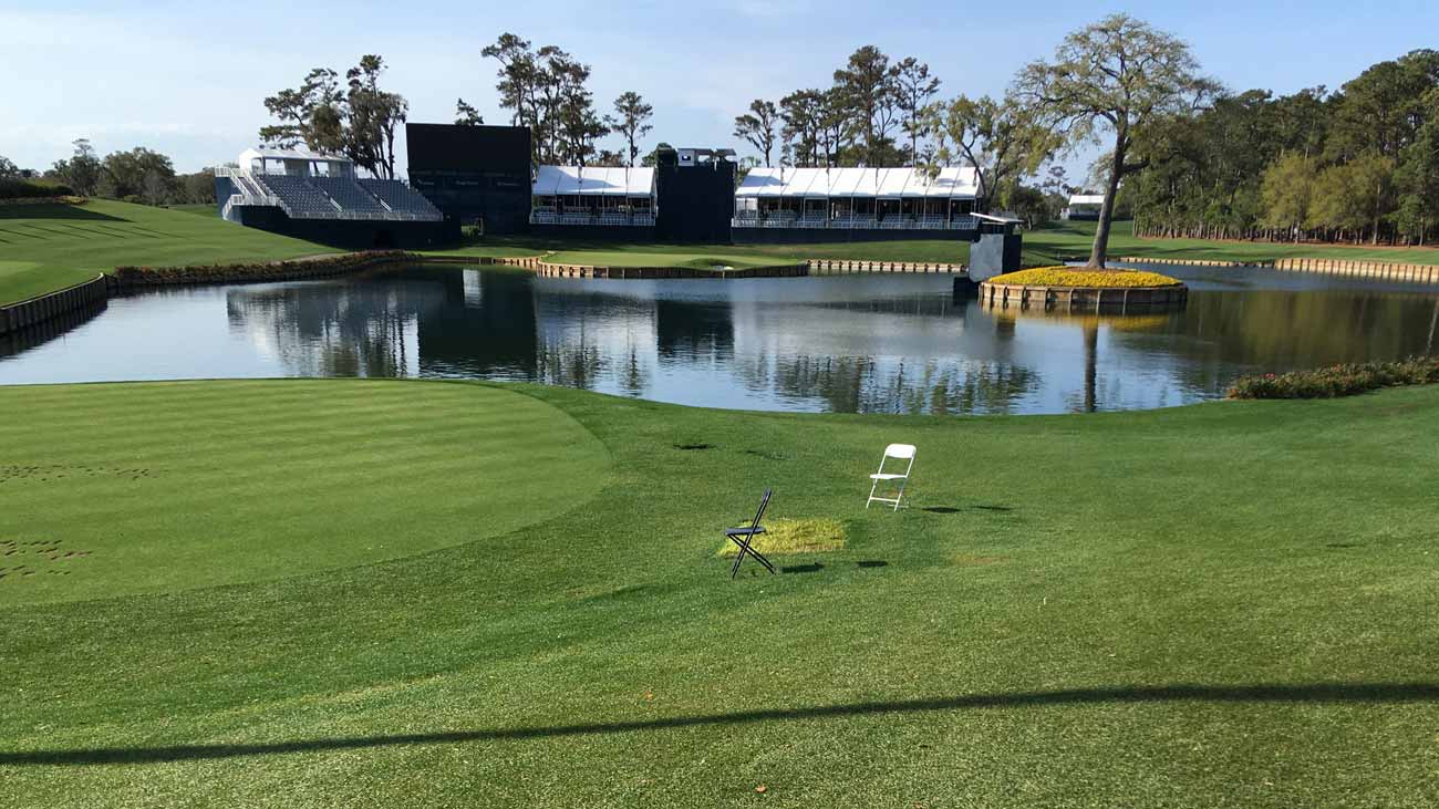 17th at TPC Sawgrass 0031