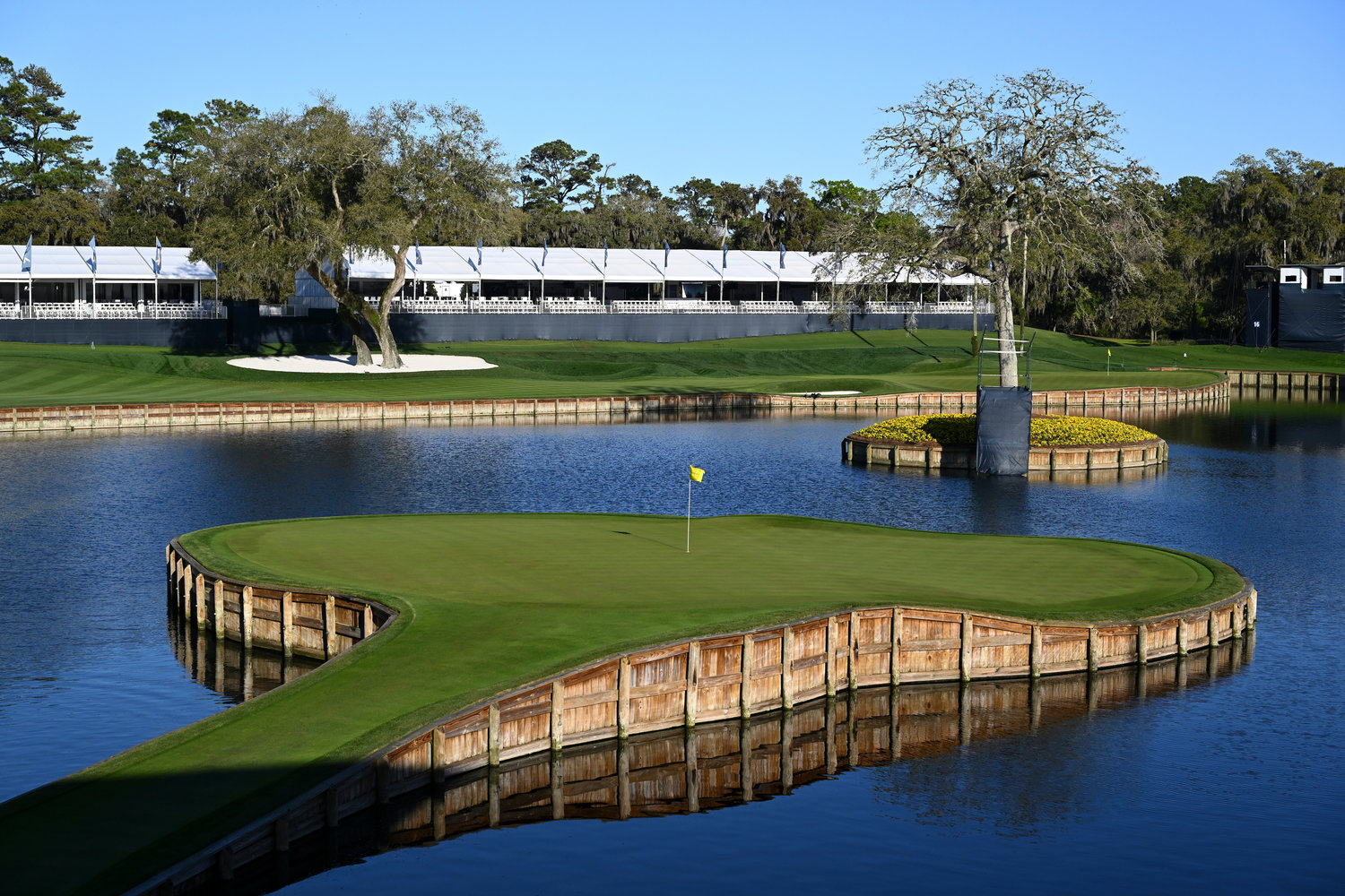 17th green at tpc sawgrass 0018