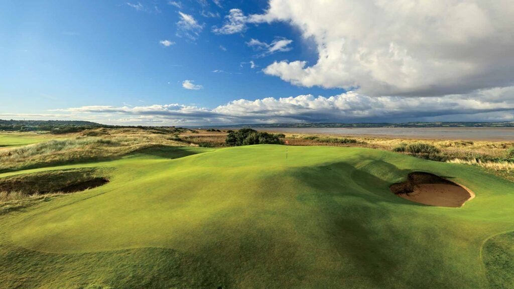 17th hole at hoylake