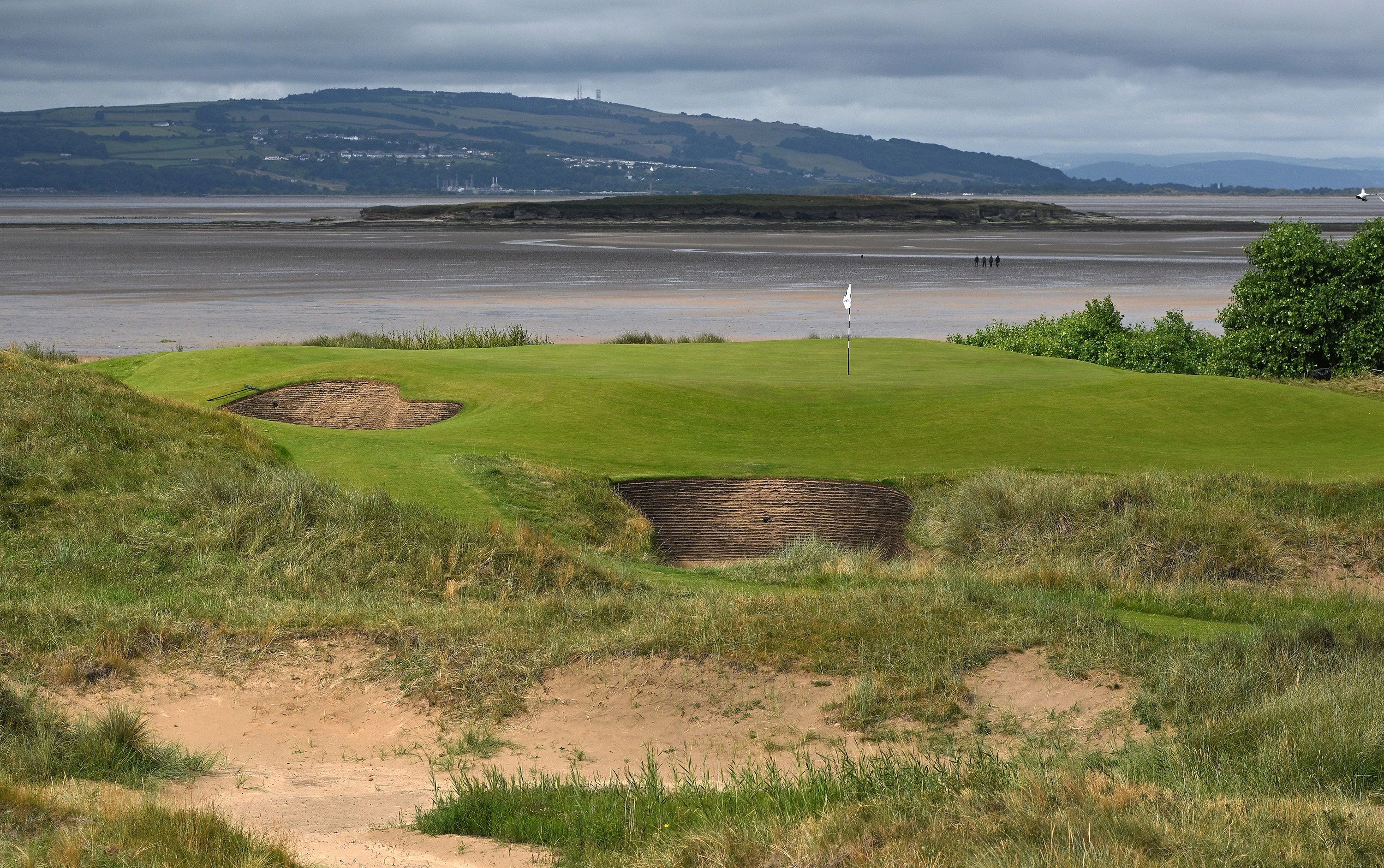 17th hole at royal liverpool