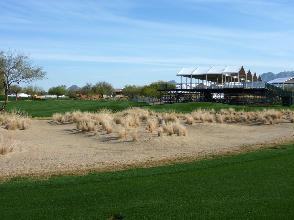 17th hole tpc scottsdale 0011