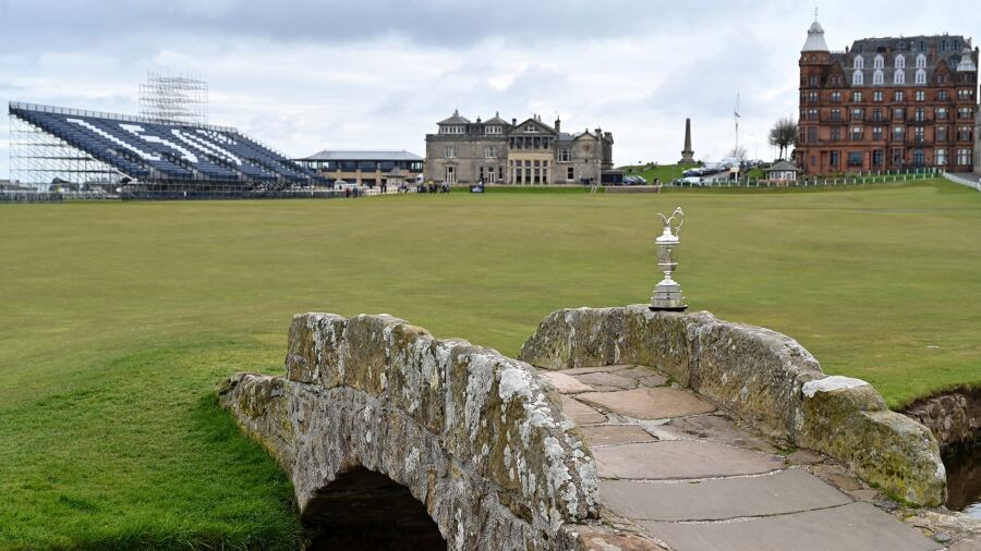 18th hole at st andrews 0030
