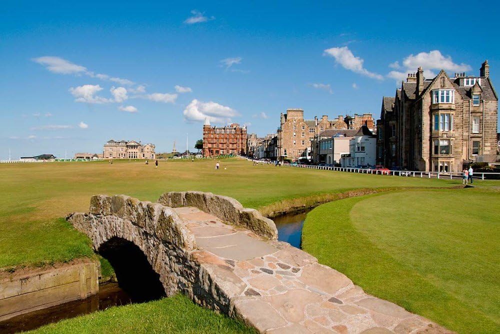 18th hole at st andrews 0040