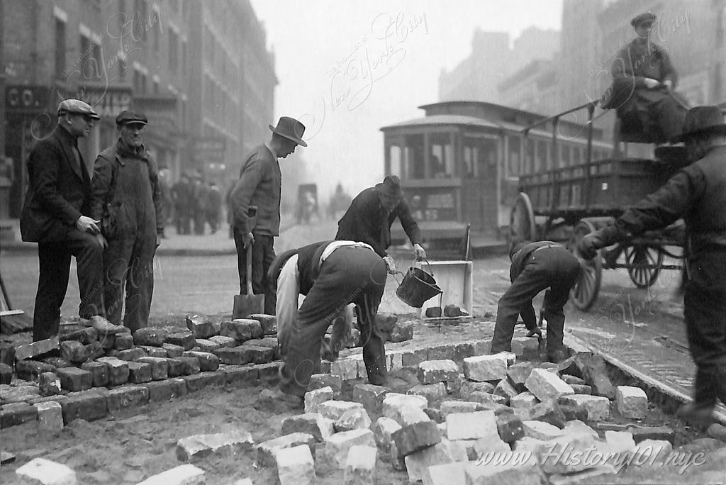 1920s skyscraper workers 0019