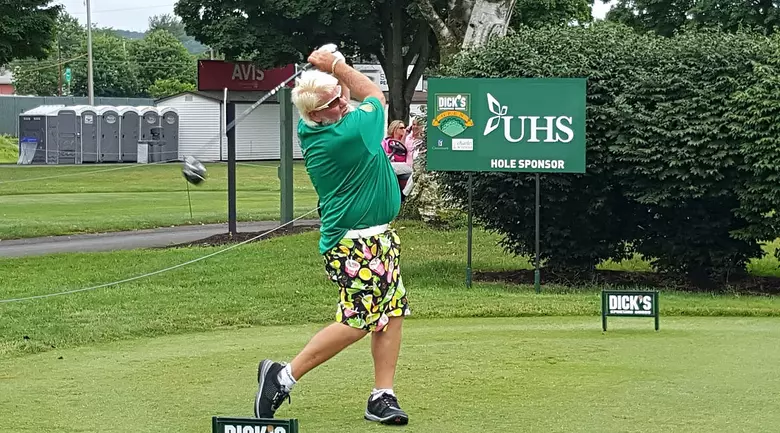 19th hole streaker 0036