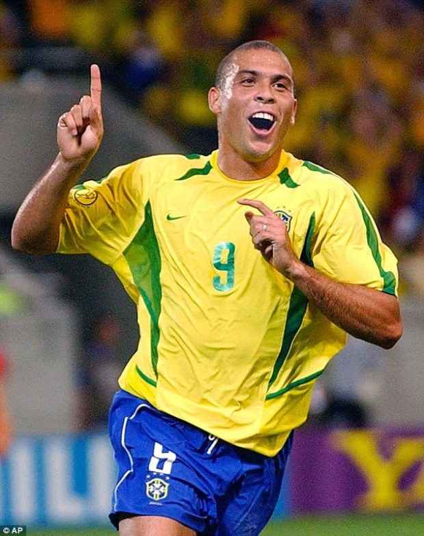 2002 ronaldo 0060