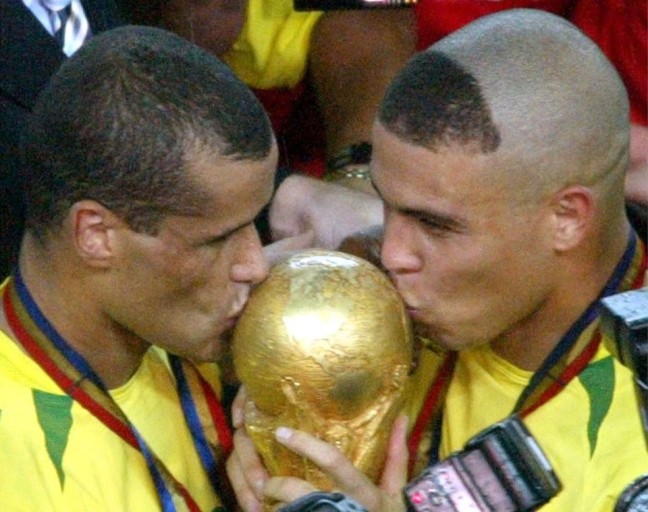 2002 ronaldo 0074