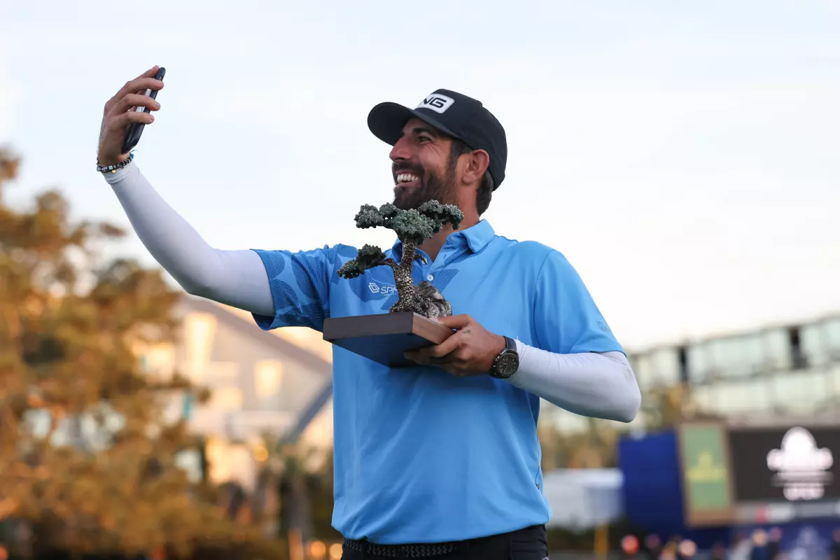 2019 farmers insurance open 0017