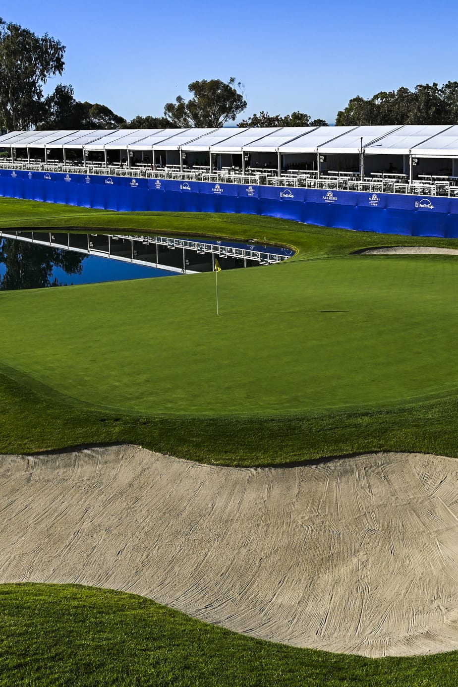 2019 farmers insurance open 0035