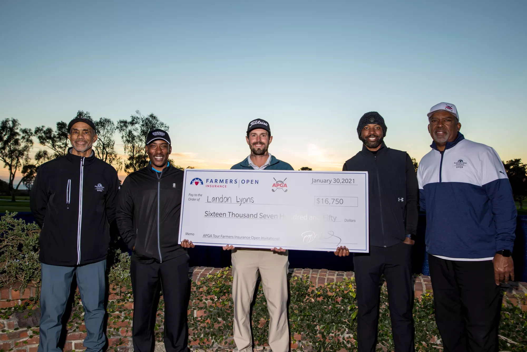 2019 farmers insurance open 0036