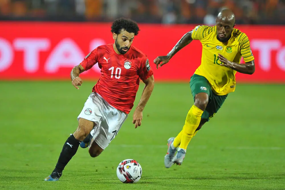 a picture of a football player 0028