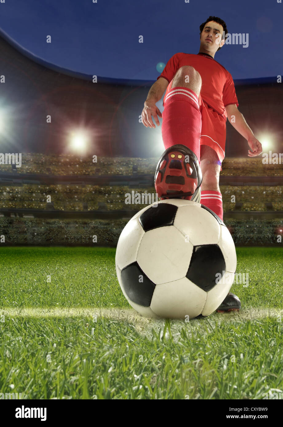 a picture of a football player 0035
