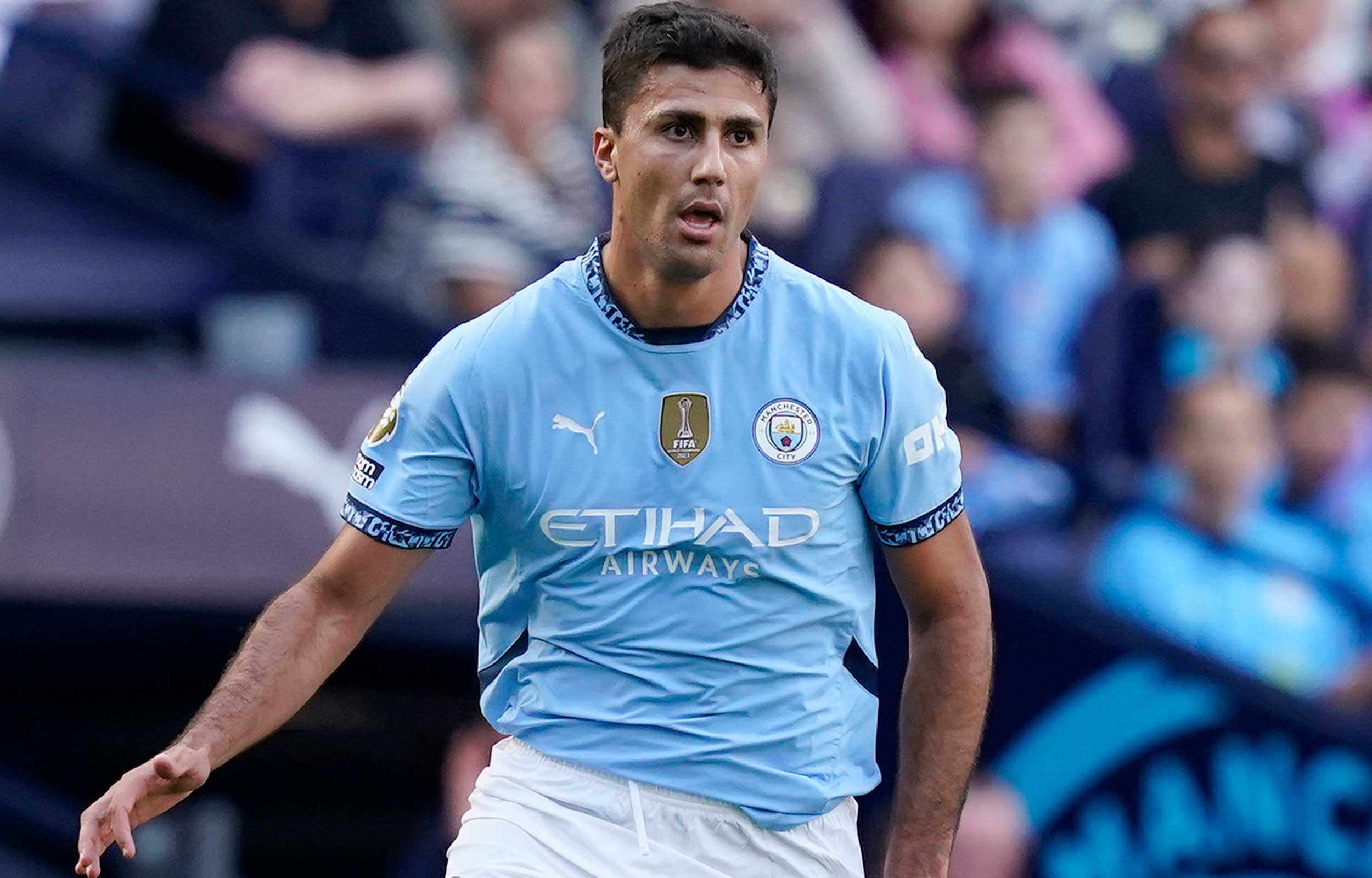 a picture of a football player 0036