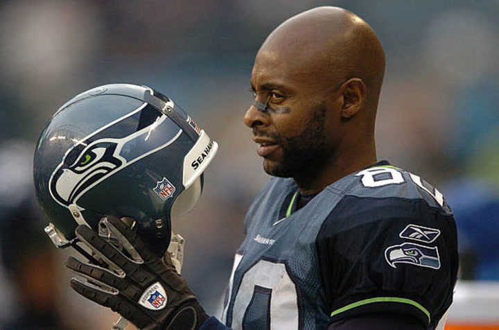 a picture of a football player 0040