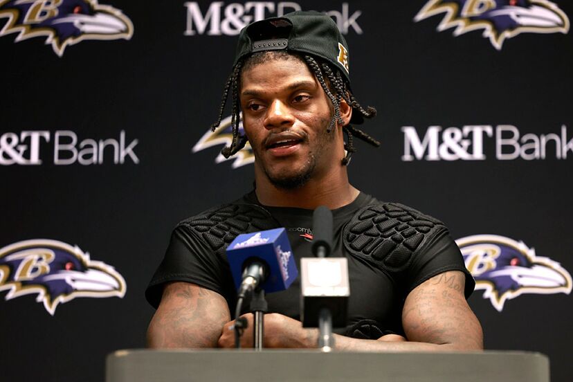 a picture of lamar jackson 0025