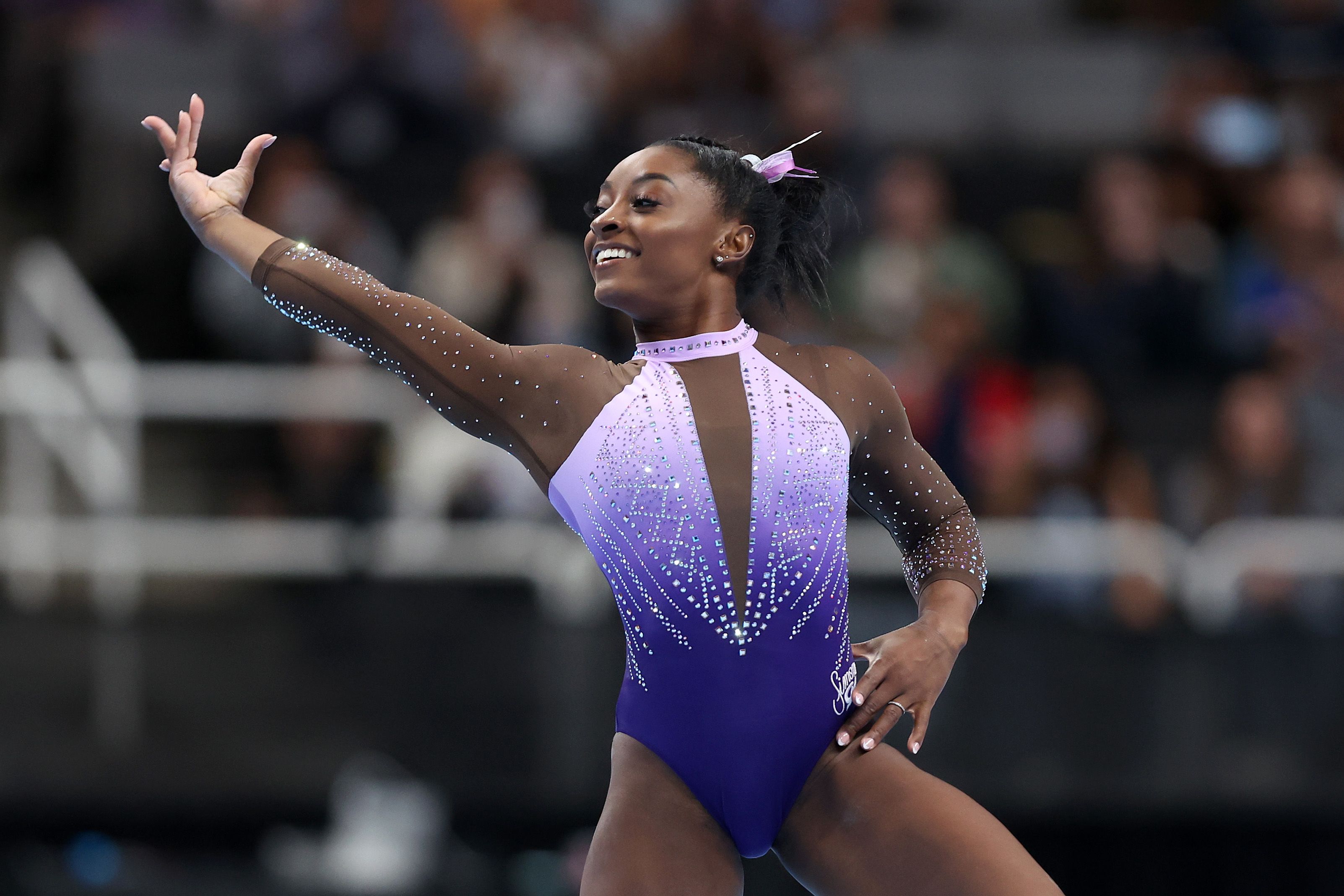 a picture of simone biles 0032