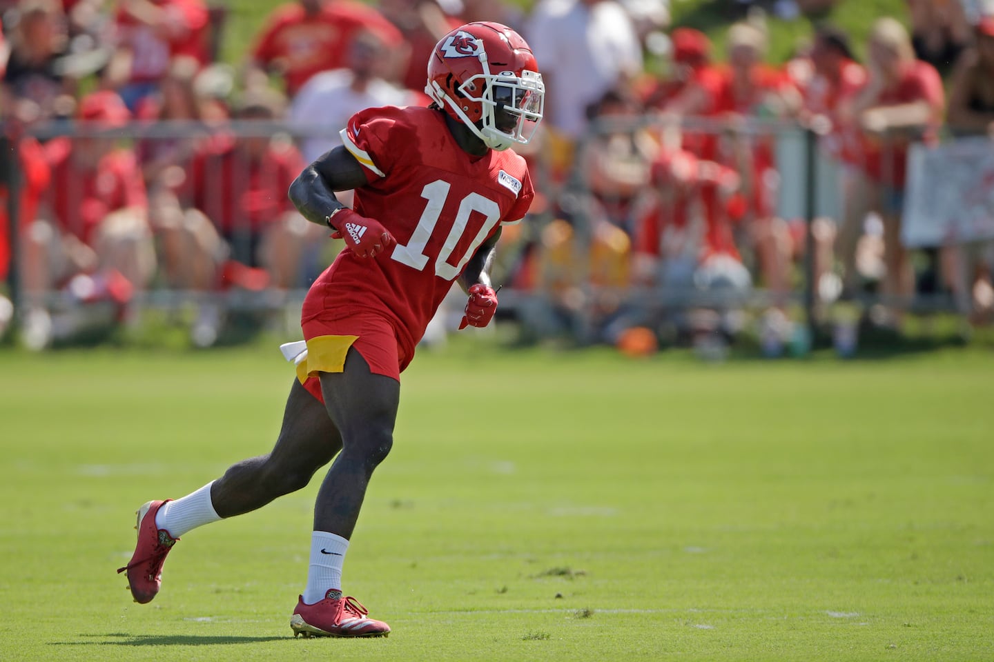 a picture of tyreek hill 0039