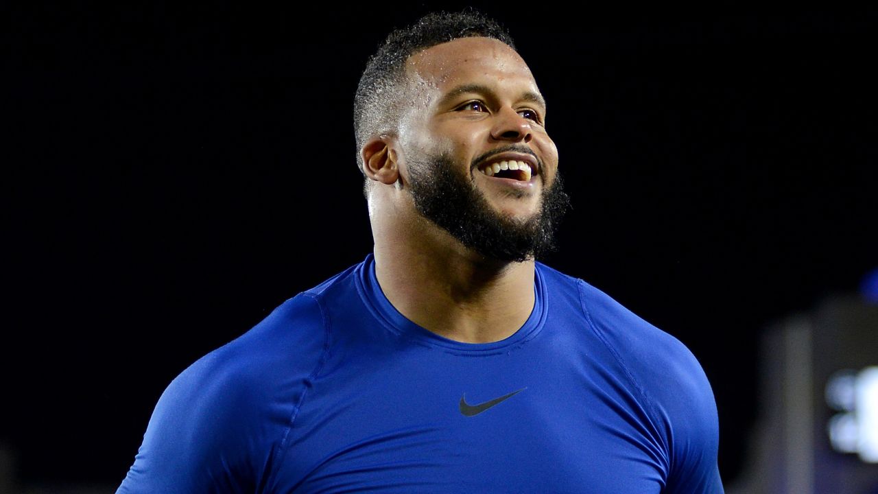 aaron donald images 0037