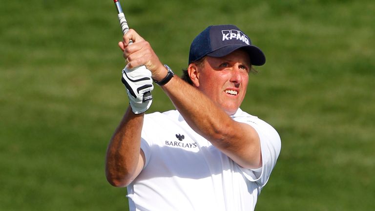 accenture golf 0015