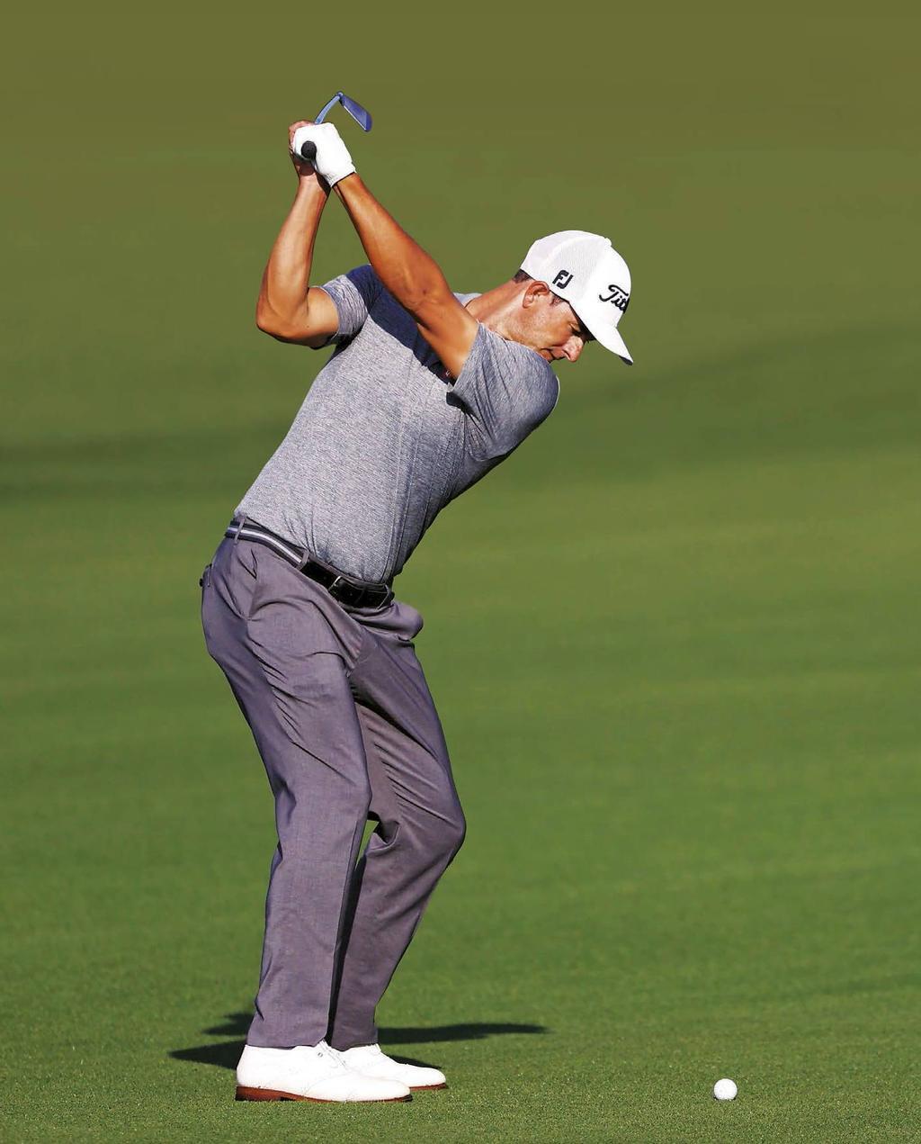 Adam Scott golf stance