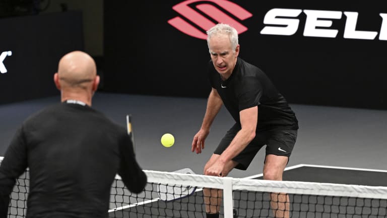 agassi vs mcenroe 0029