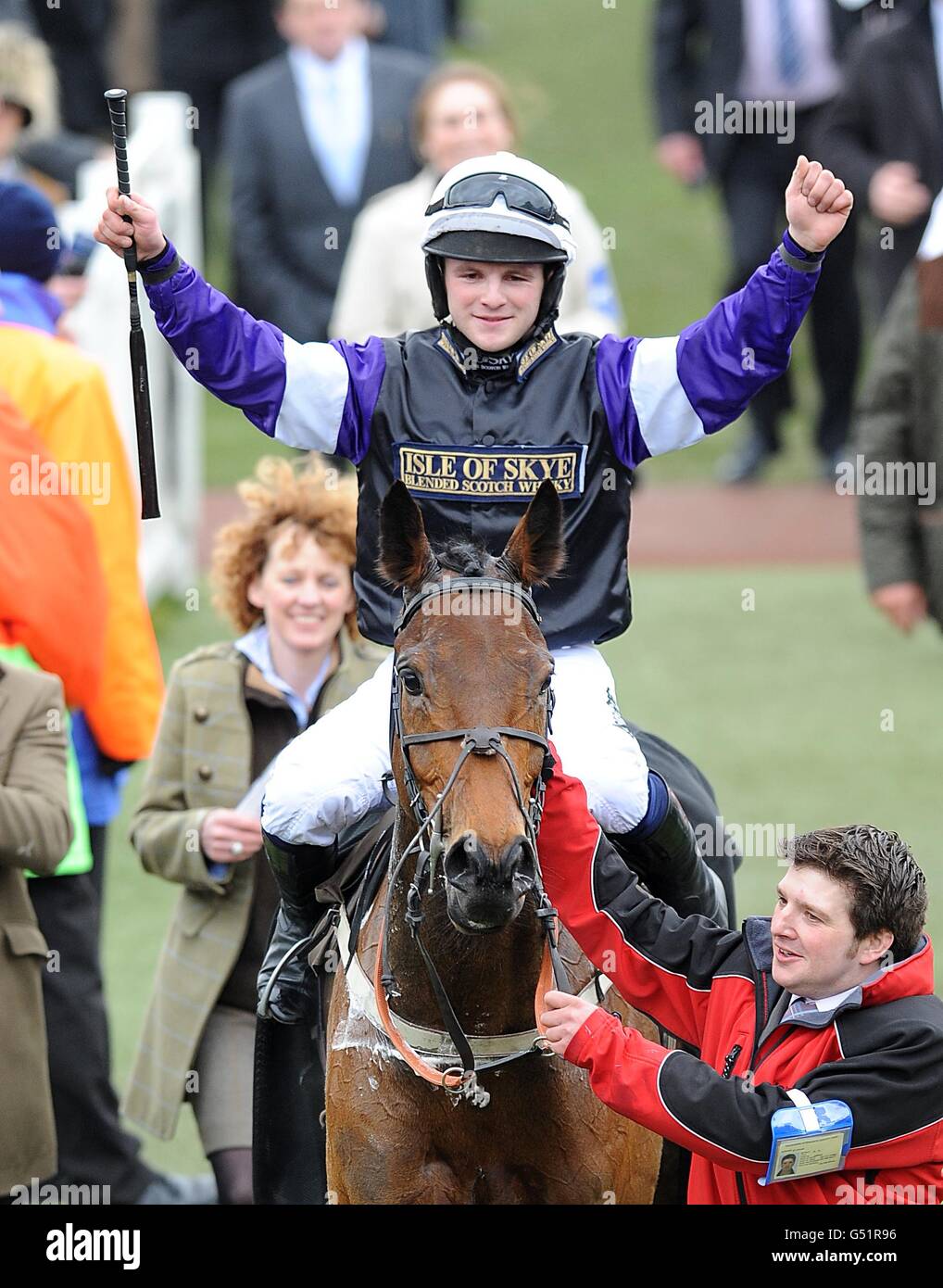 albert bartlett novices hurdle 0030