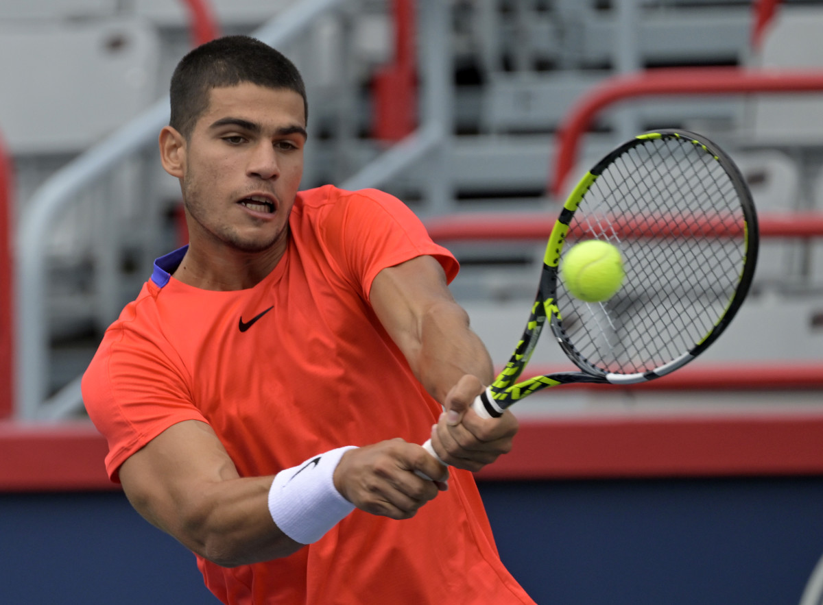 alcaraz backhand 0013