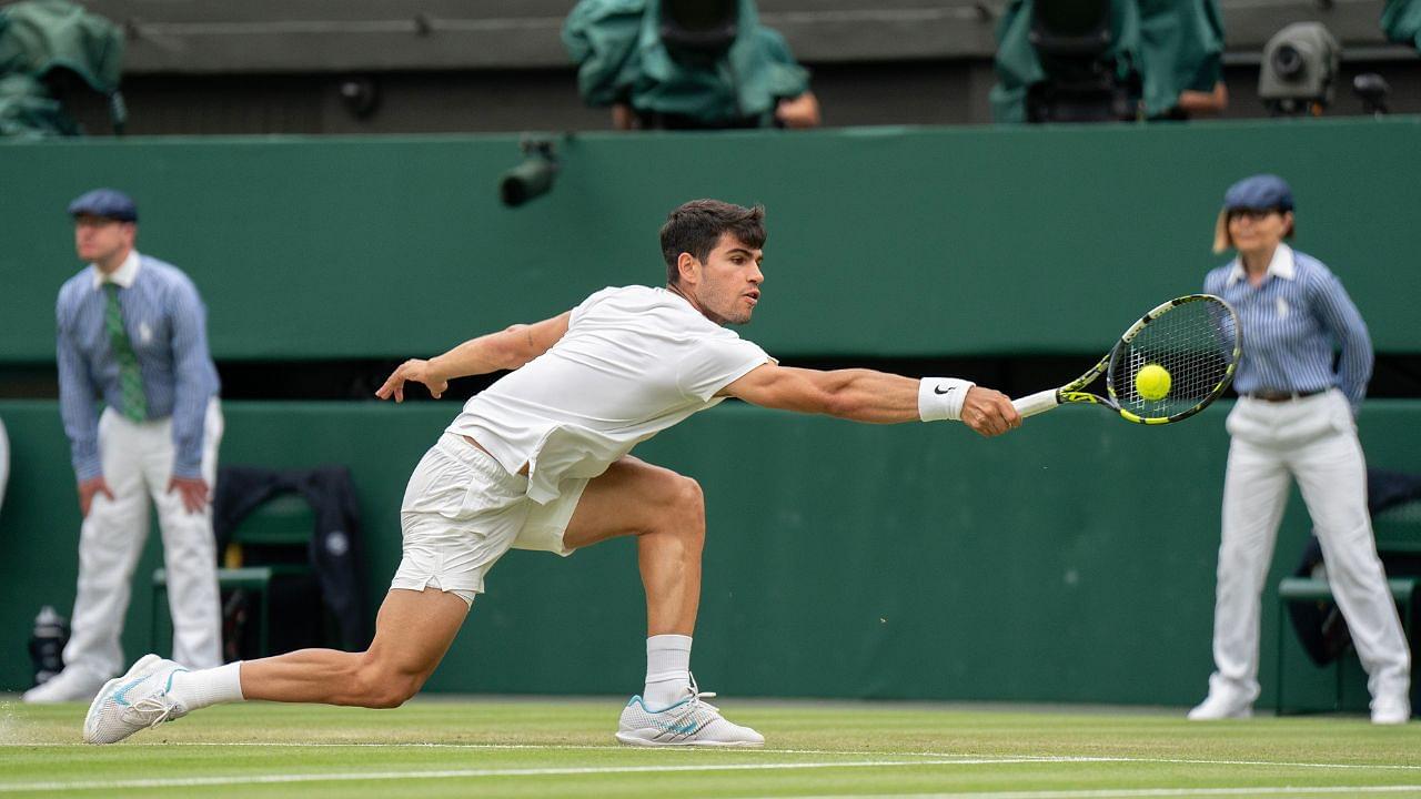 alcaraz backhand 0021