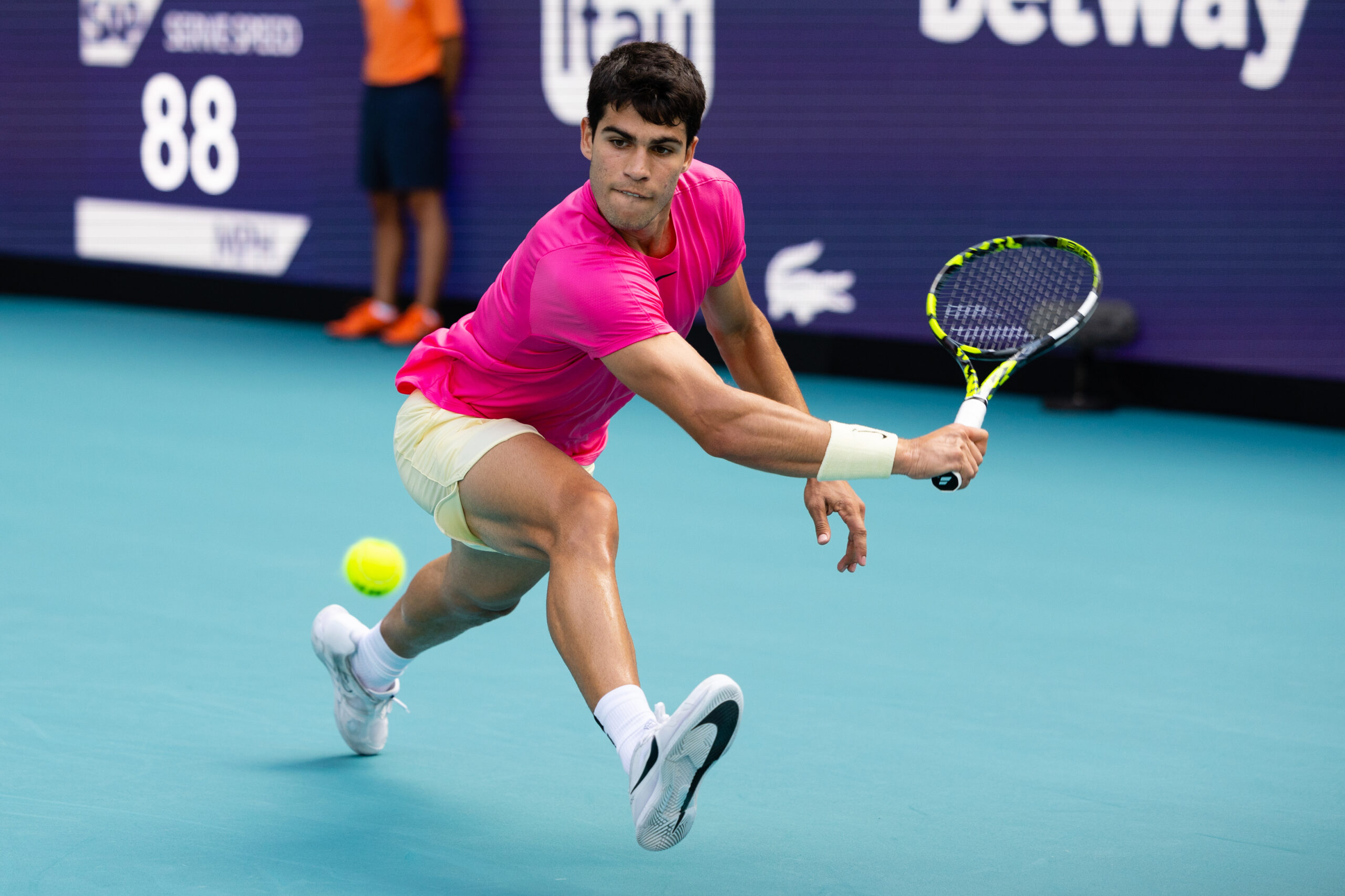 alcaraz backhand 0031