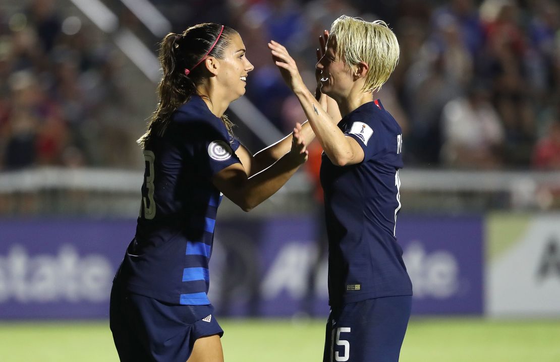 alex morgan and megan rapinoe 0019