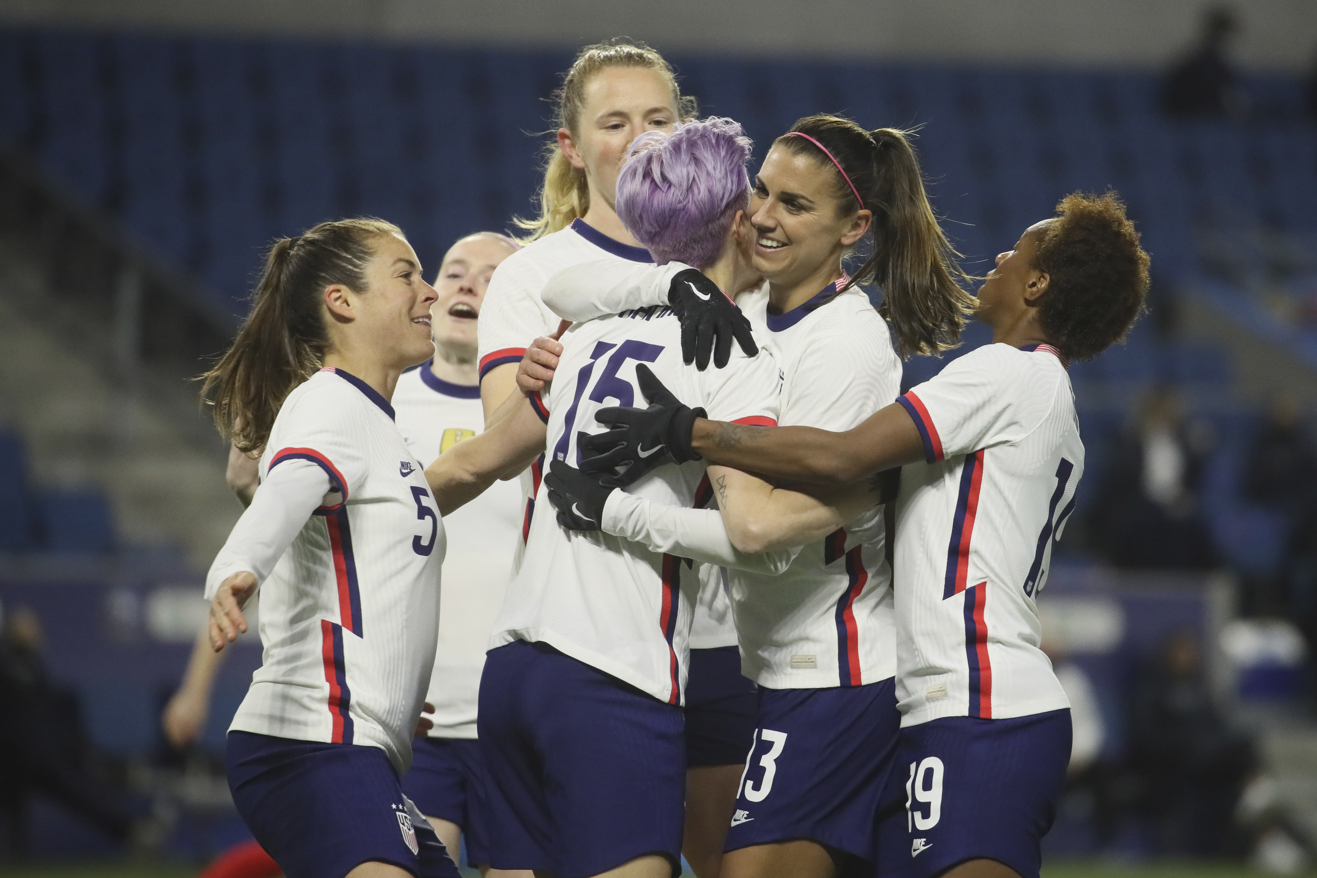 alex morgan and megan rapinoe 0031