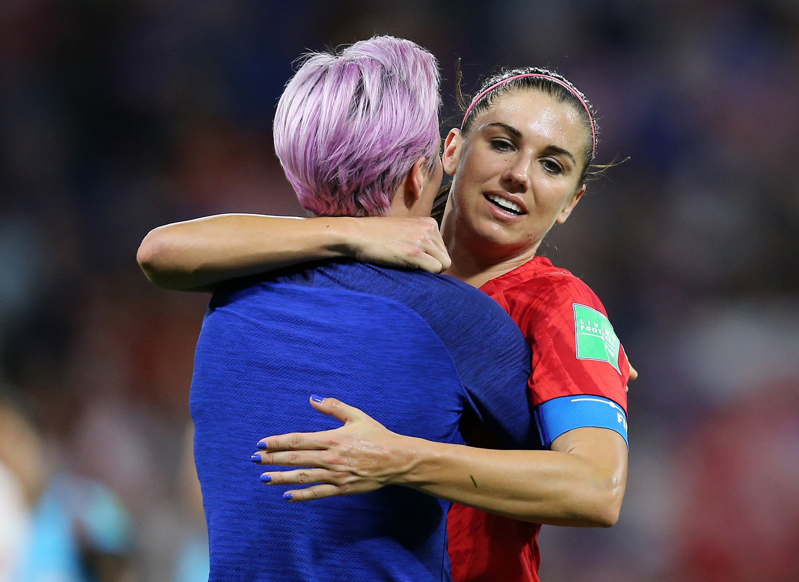 alex morgan and megan rapinoe 0038