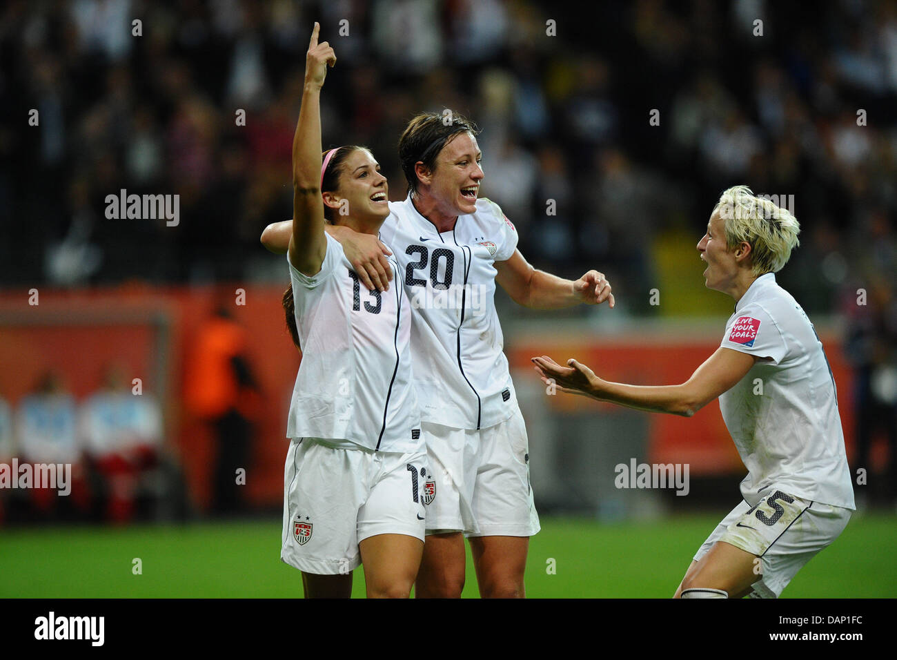 alex morgan and megan rapinoe 0044