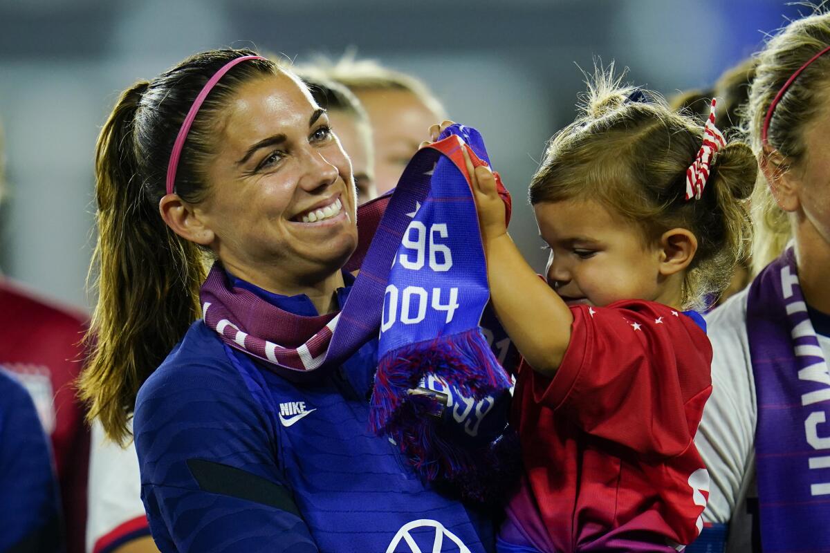 alex morgan pic 0049