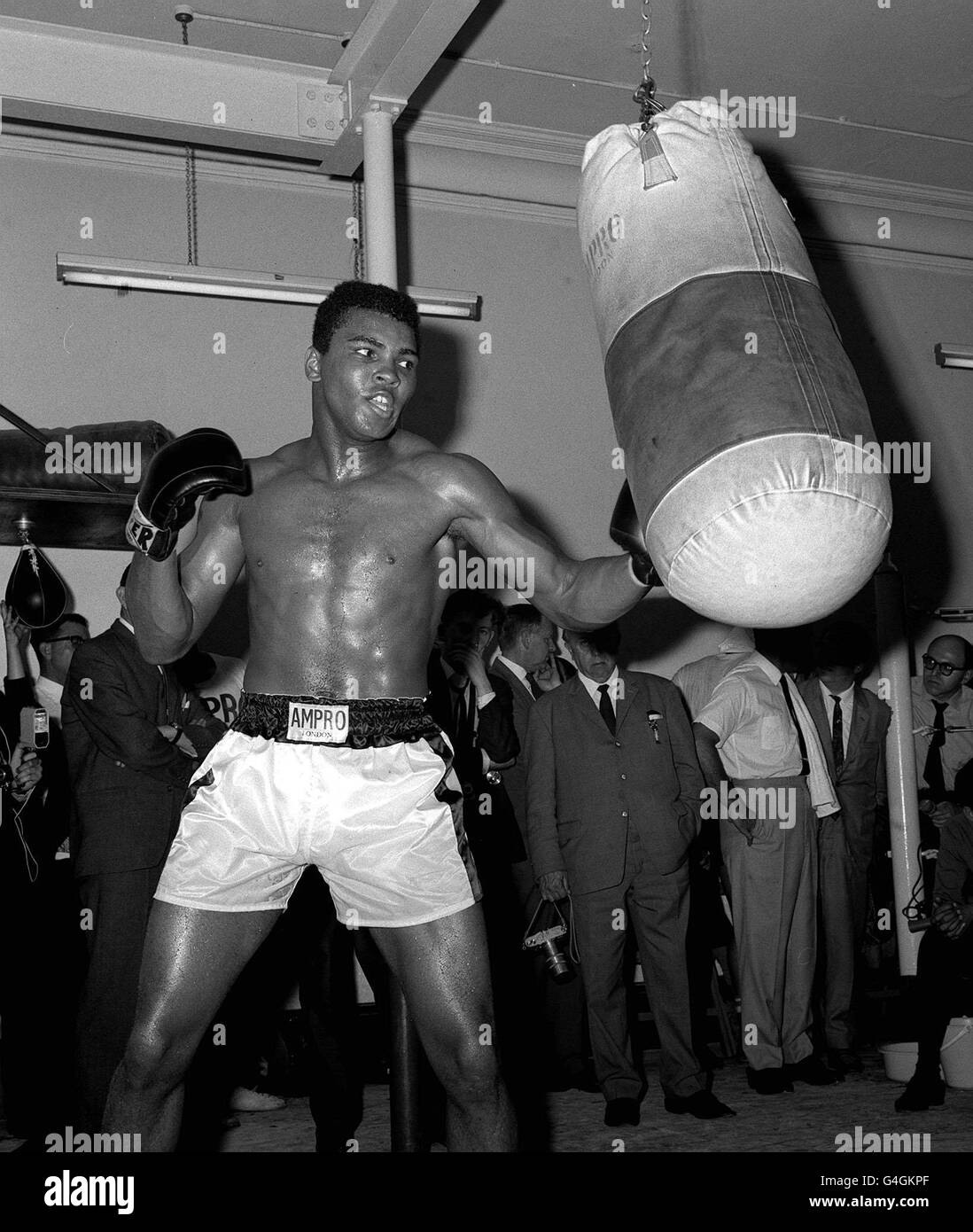 ali famous picture 0029