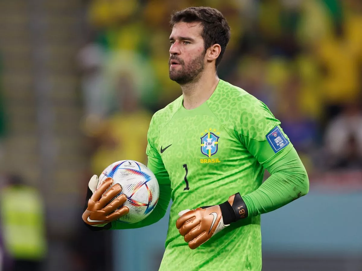 alisson becker 2022 0011