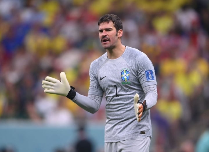 alisson becker 2022 0027