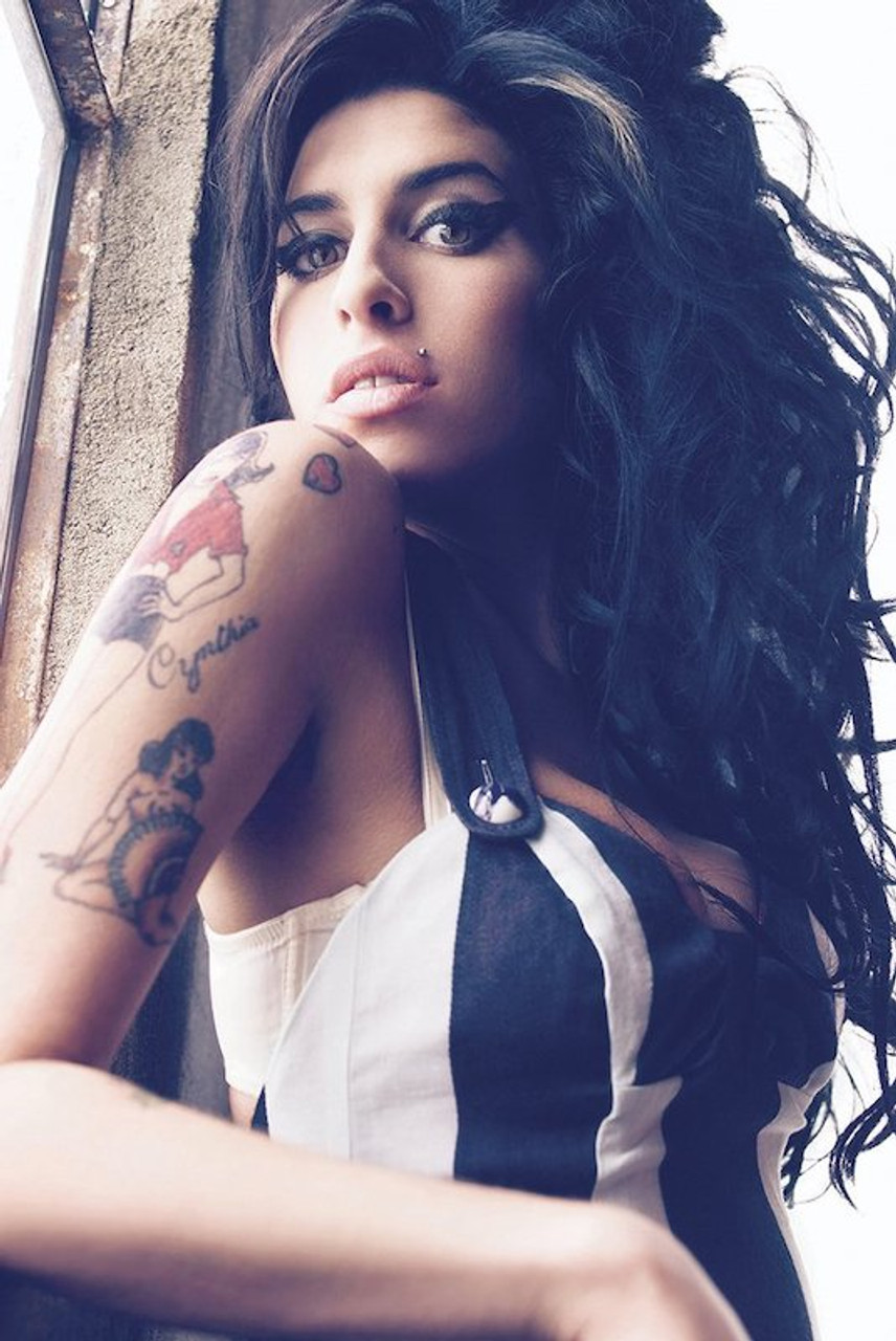 Amy Winehouse tribute art