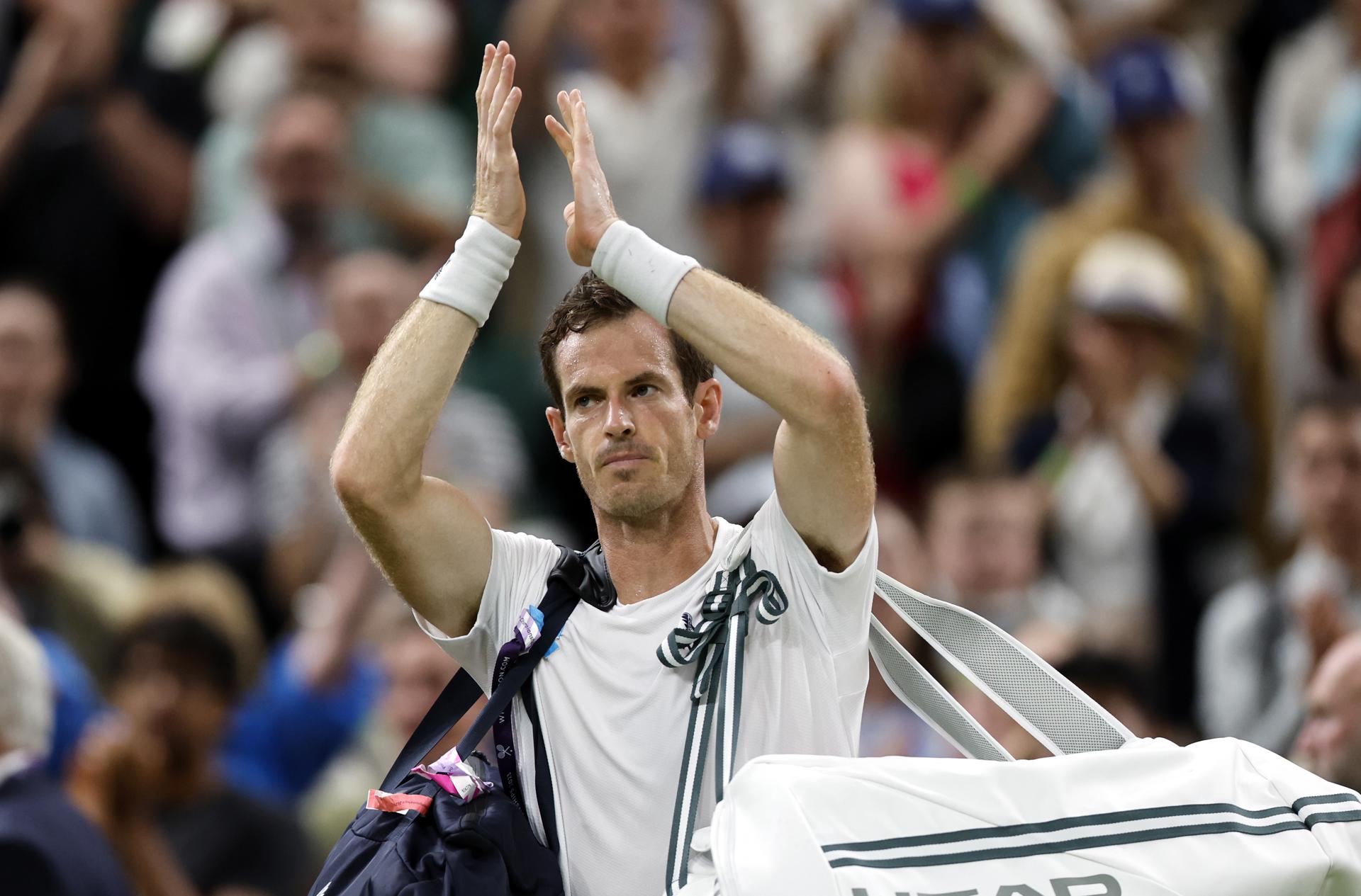 andy murray and tsitsipas 0044