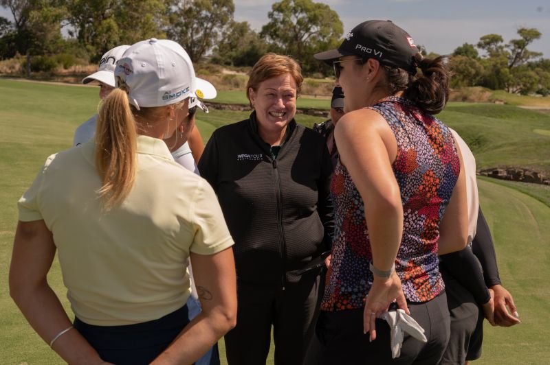 annika sorenstam swing sequence 0037