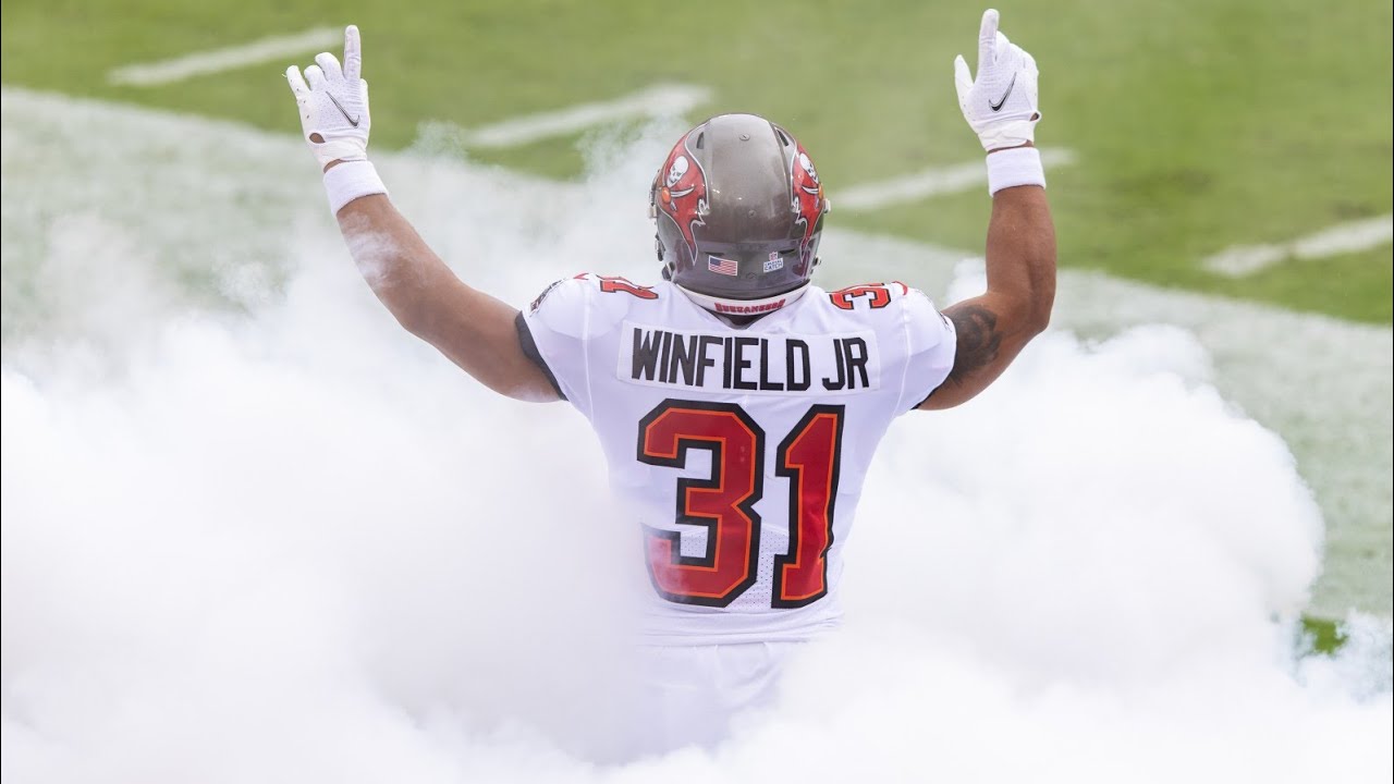 antoine winfield jr peace 0016