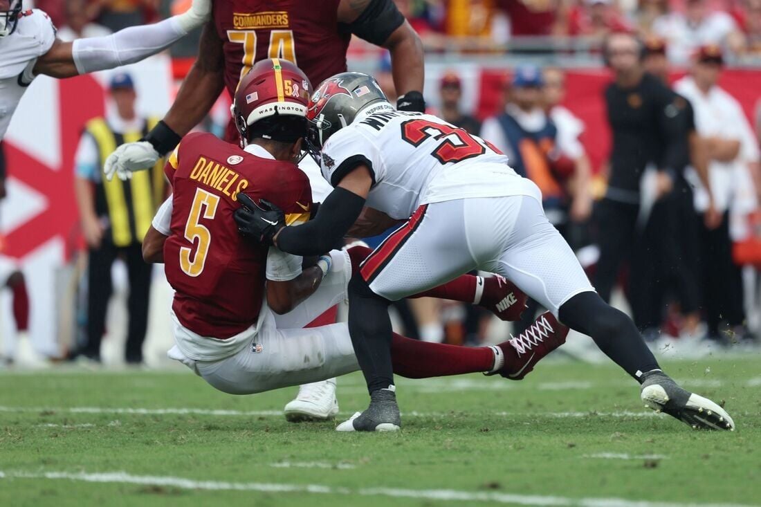 antoine winfield jr wallpaper 0047