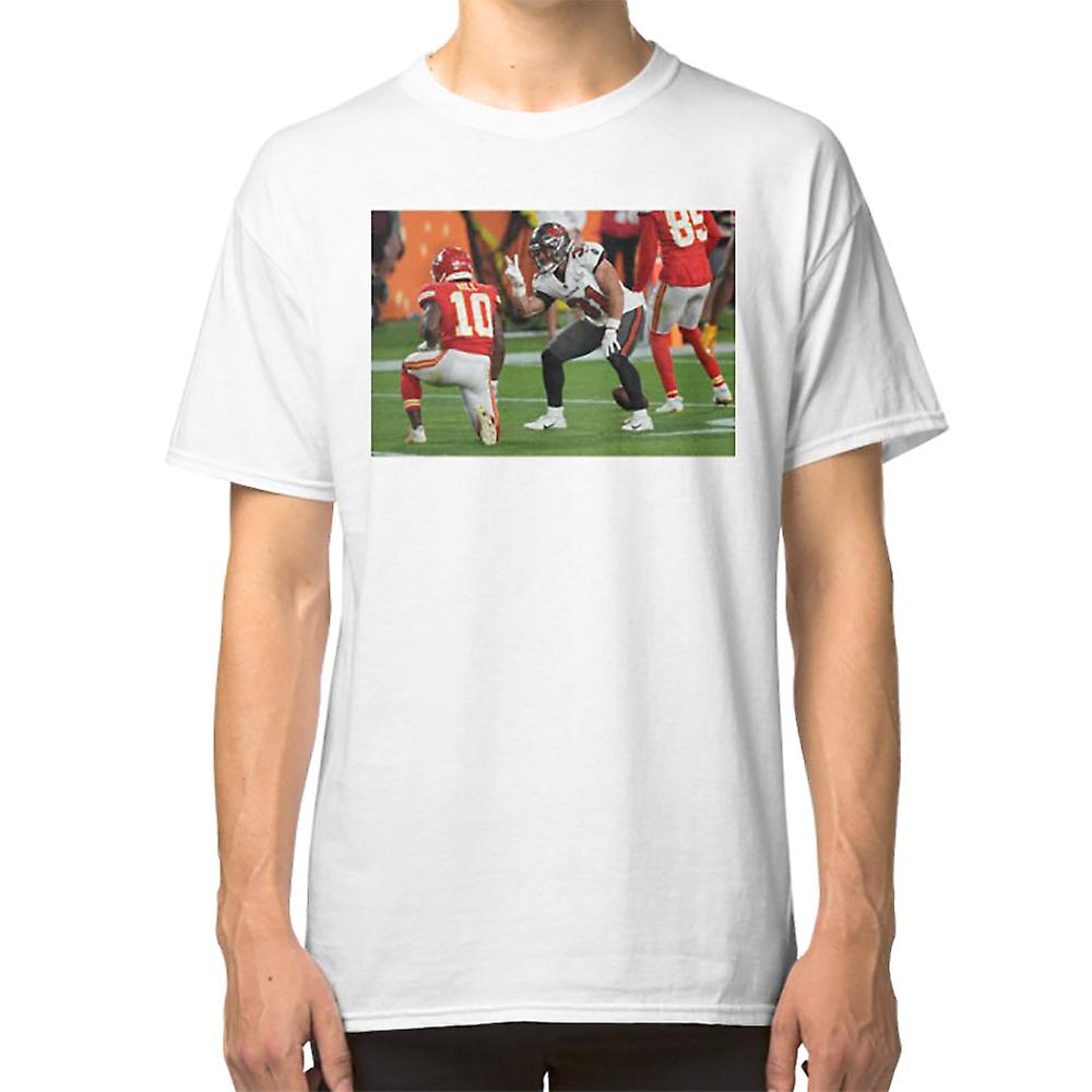 antoine winfield jr tyreek hill 0026