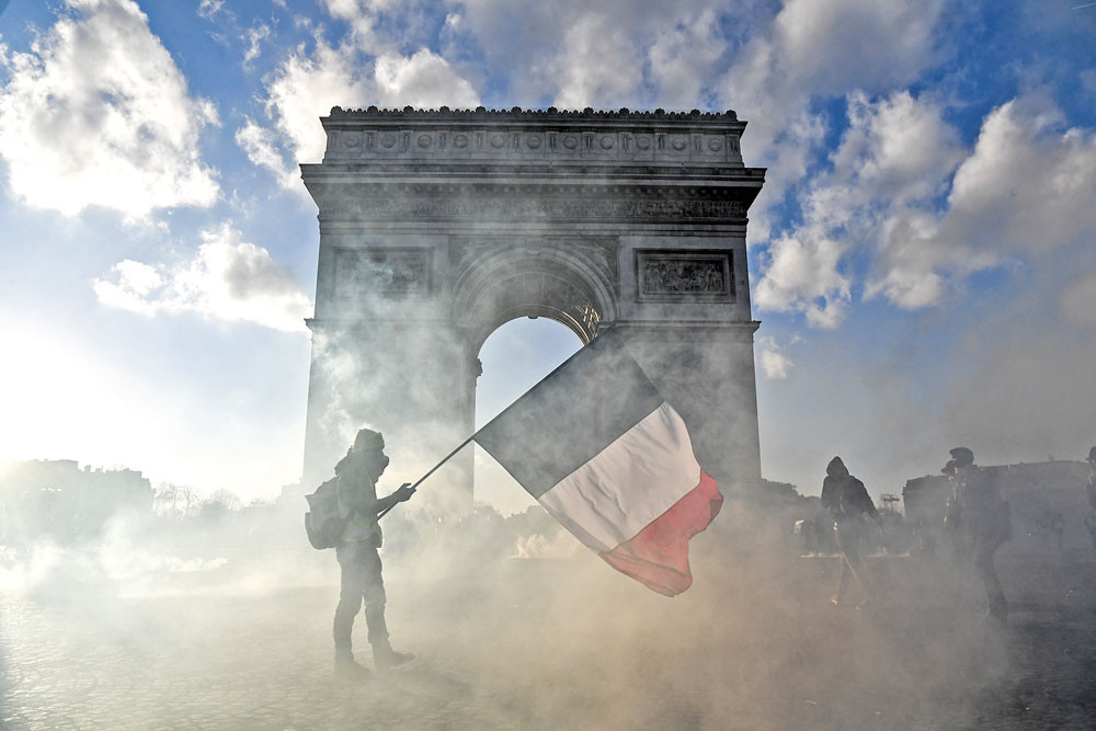 arc de triomphe images 0035
