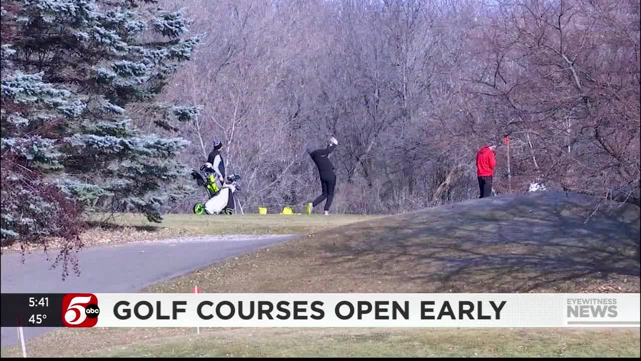 are golf courses open in the winter 0031