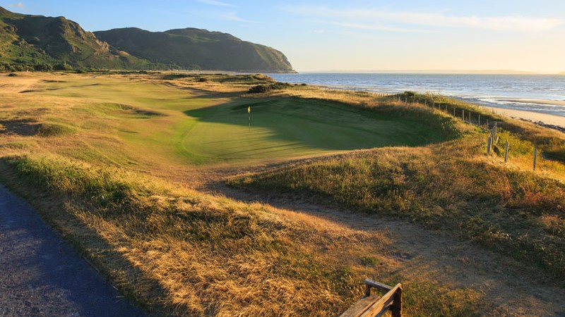 are golf courses open in the winter 0038