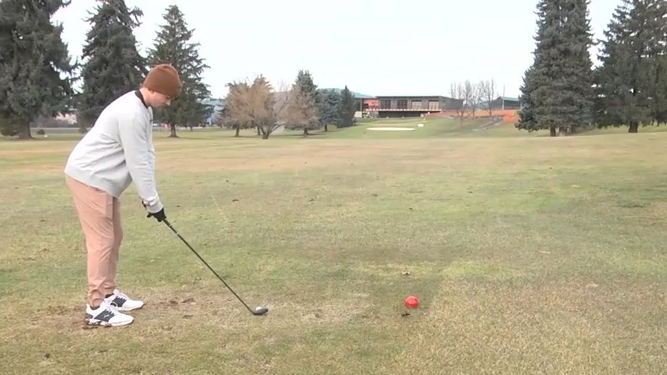 are golf courses open in the winter 0042