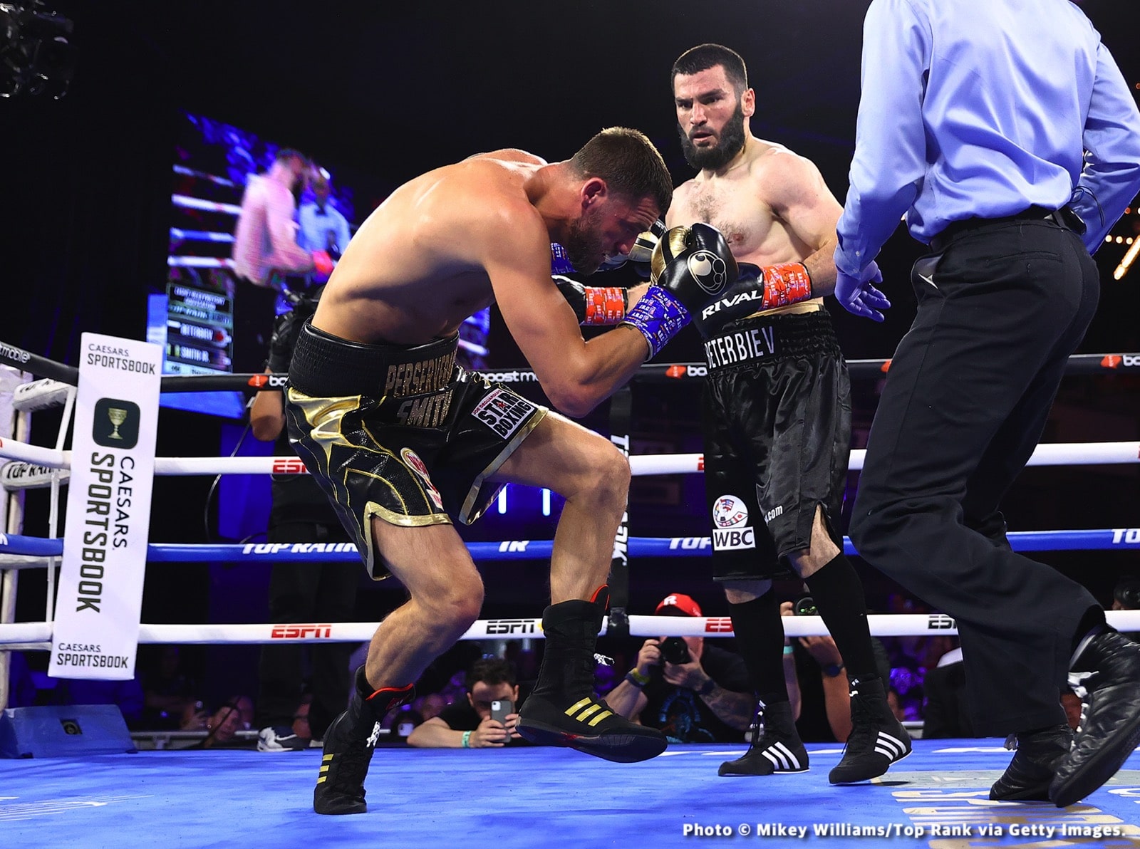 Artur Beterbiev fight highlights